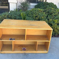 Free Shelf