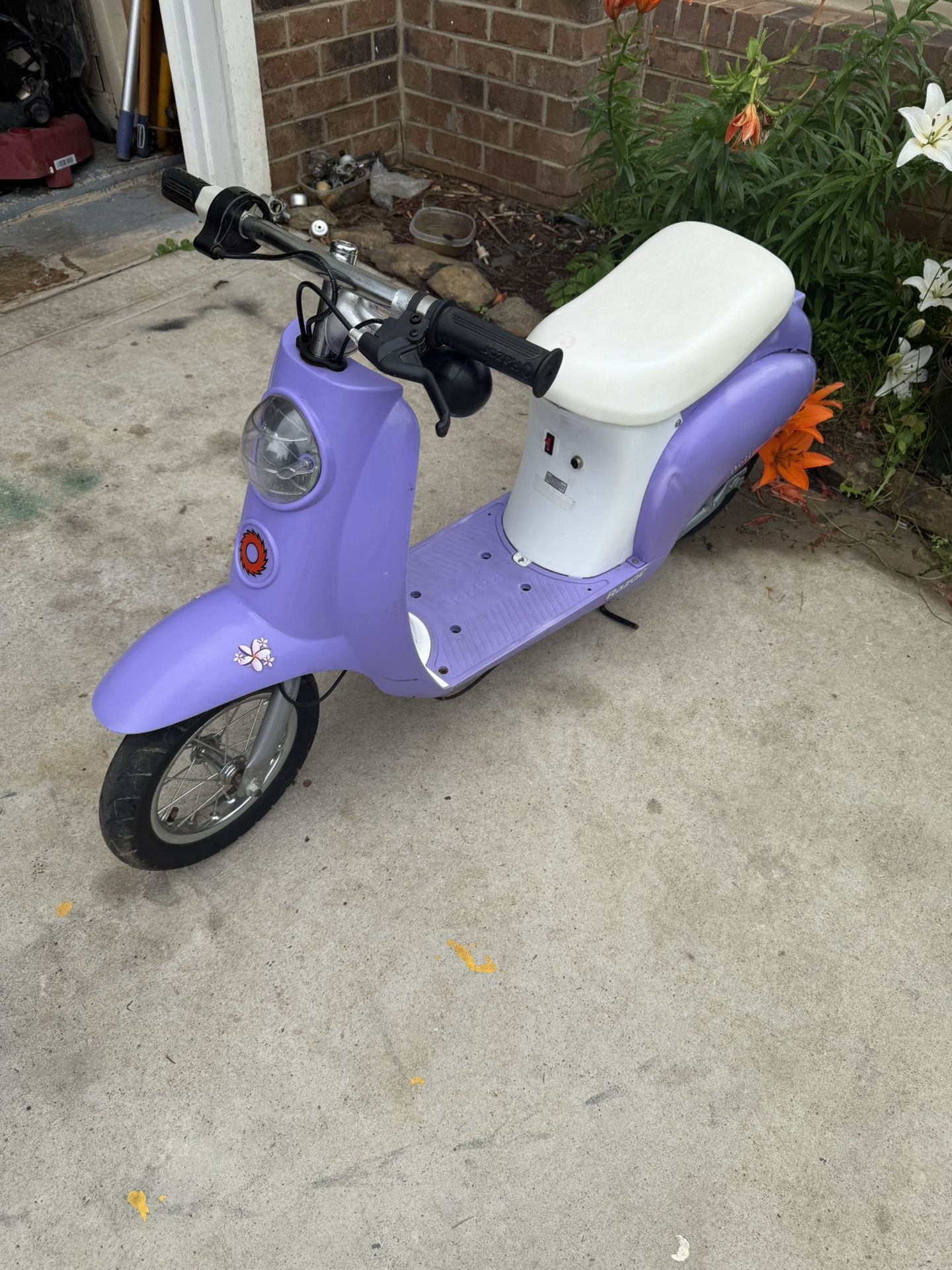 24v Razor scooter