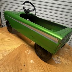 1960 Jet Swept Petal Car