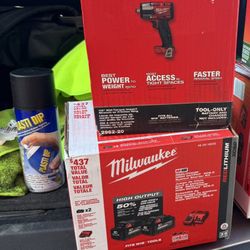 Se Vende Taladro M18 FUEL Gen-2 18V Lithium-Ion Brushless Cordless Mid Torque 1/2 in. Impact Wrench w/Friction Ring Con 2 Baterias Y Cargador M18 6.0