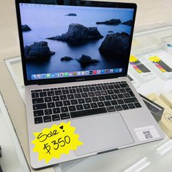 MacBook Pro 2017 8gb Ram 128gb Ssd 