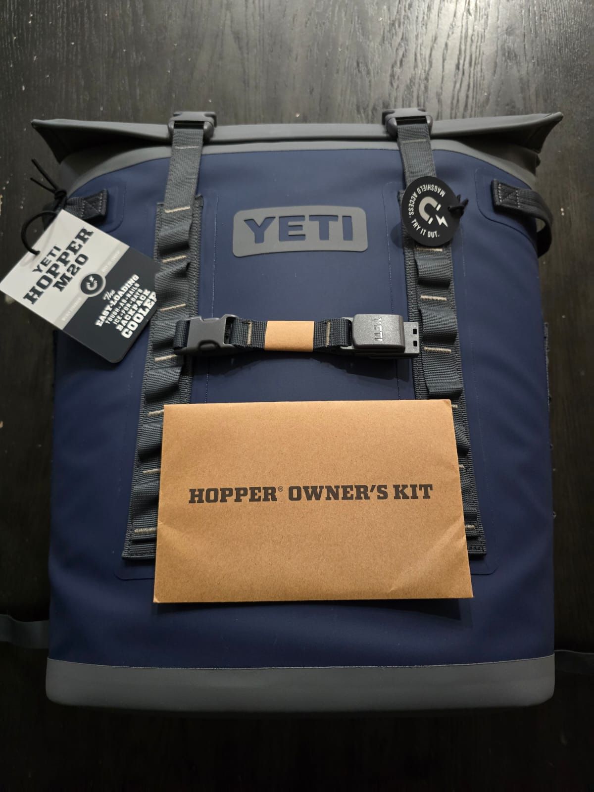 New Yeti Hopper M20 Soft Backpack Cooler Navy