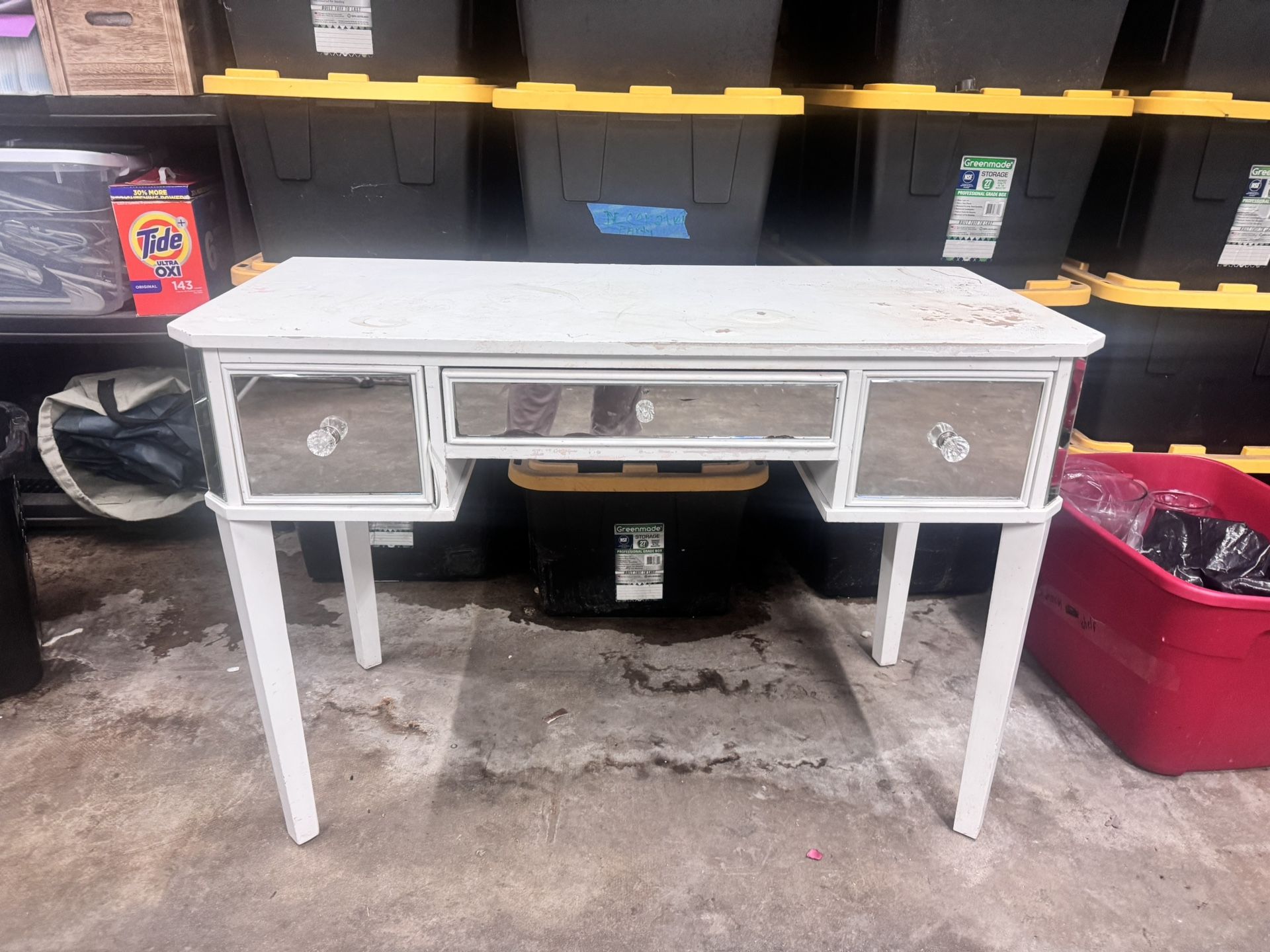 Free Vanity Desk