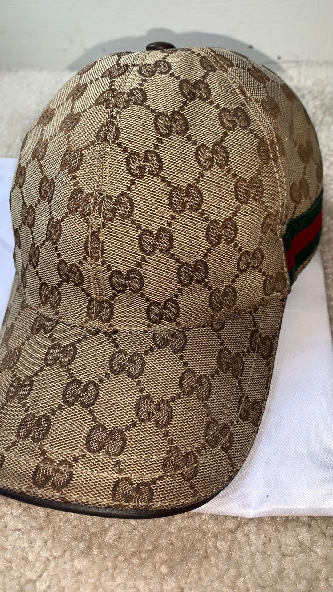 Gucci hat