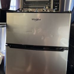 Whirlpool Mini Fridge