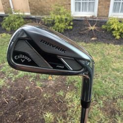 Calloway Maverick Like New 7-Iron