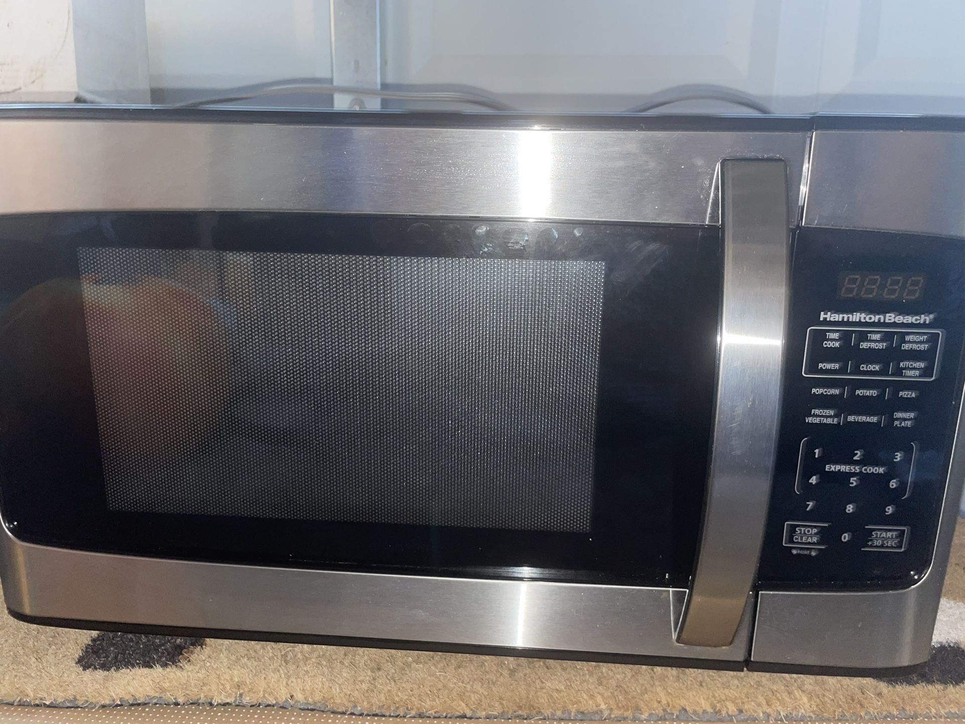 Large Size Microwave In Good Working Condition