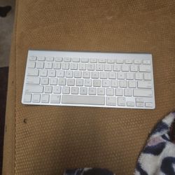 Apple Wireless Keyboard