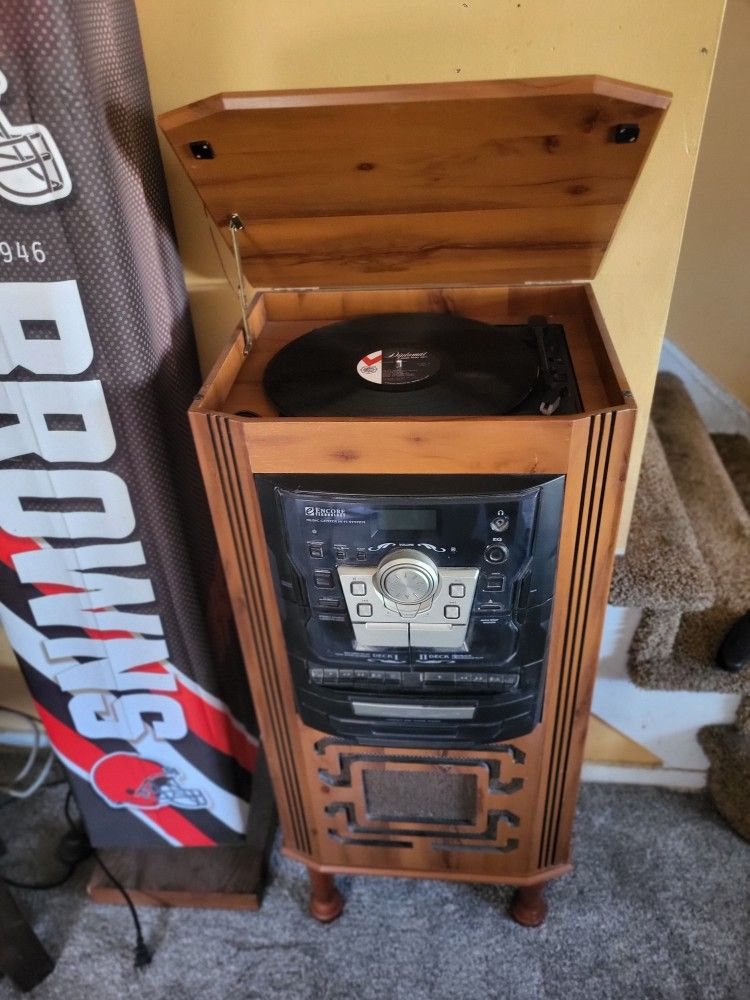 Encore Music Center Stereo