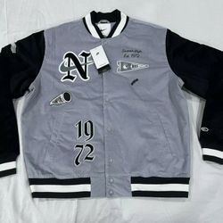 Nike Therma-Fit Sportswear Corduroy Bomber Varsity Jacket Men's Size LARGE Brand NEW Authentic 