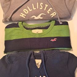 3 HOLLISTER SWEATERS