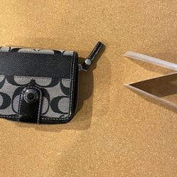 New Coach Women's Wallet