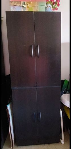 Cabinet  with 4 doors