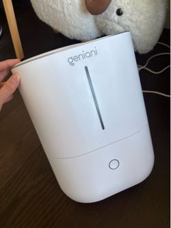 Geniani Humidifier – Top Fill, Clean & Excellent Condition