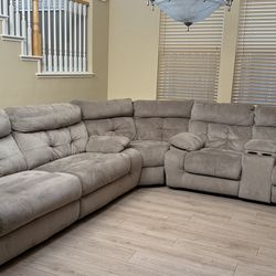 Reclining Sectional Couch for Sale