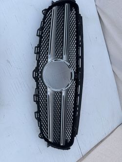 Mercedes W205 Panamericana Front Grille with Camera Slot 