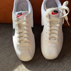 Nike Cortez Woman 5.5 SIZE 