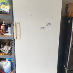 Kenmore Freezer *Condenser Very Noisy*