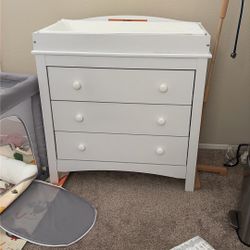 Graco Noah Changing Table