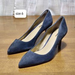 NEW - Ann Taylor, Steel Blue Leather Kitten Heels, Size 6.5 