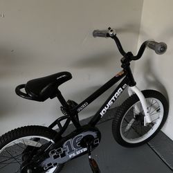 Black Kids Bike (4-8 Years)