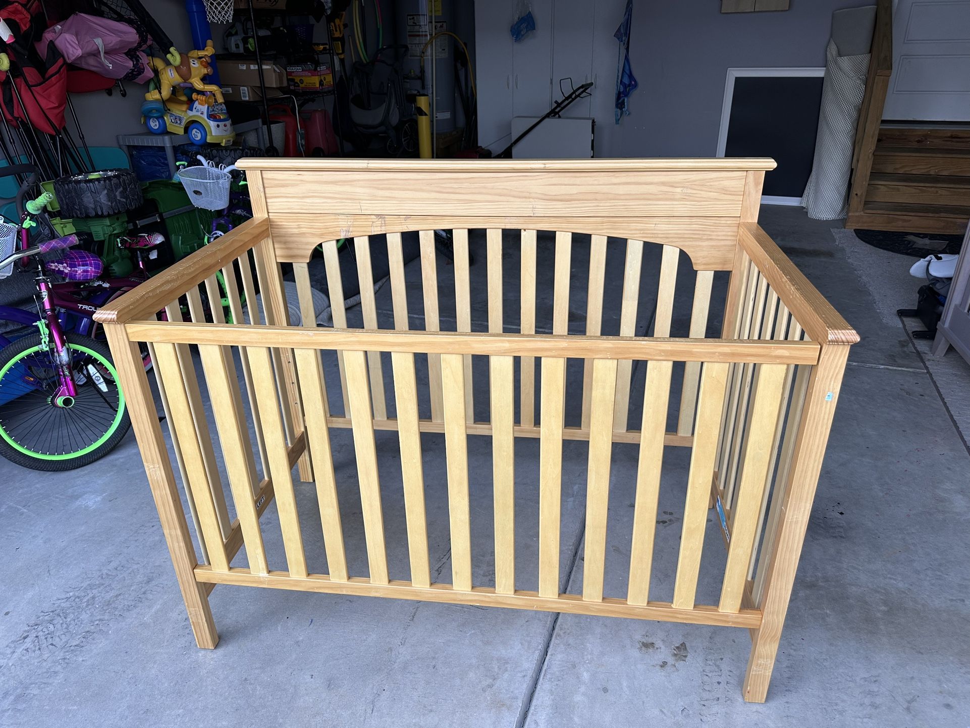Graco Wooden Crib