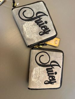 Juicy couture zip wallet