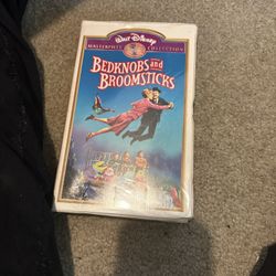 Bedknobs And Broomsticks VHS