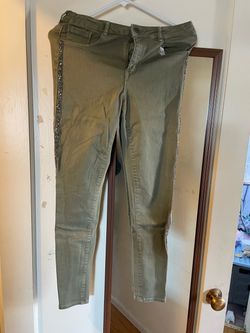 ZARA KIDS Side-Decorated Emerald Green Skinny Jeans (Ages 13-14 / Height 164cm) Brand: ZARA KIDS Collection (Guaranteed Quality) Size: Ages 13-14 /