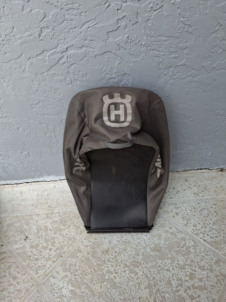 Husqvarna Mower Bag.  BAG ONLY