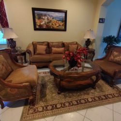 PRICE IS NEGOTIABLE / DELIVERY FOR EXTRA FEE✨ Complete 7-Piece Living Room Furniture Set✨