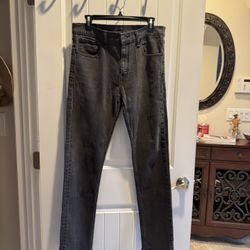 Women’s Levi 508 - Size 32/32