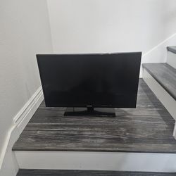 Samsung 32" TV Monitor Screen ~ Tested & Works ~ UN323H4003V