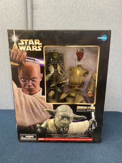 star wars YODA & MACE WINDU SNAP FIT