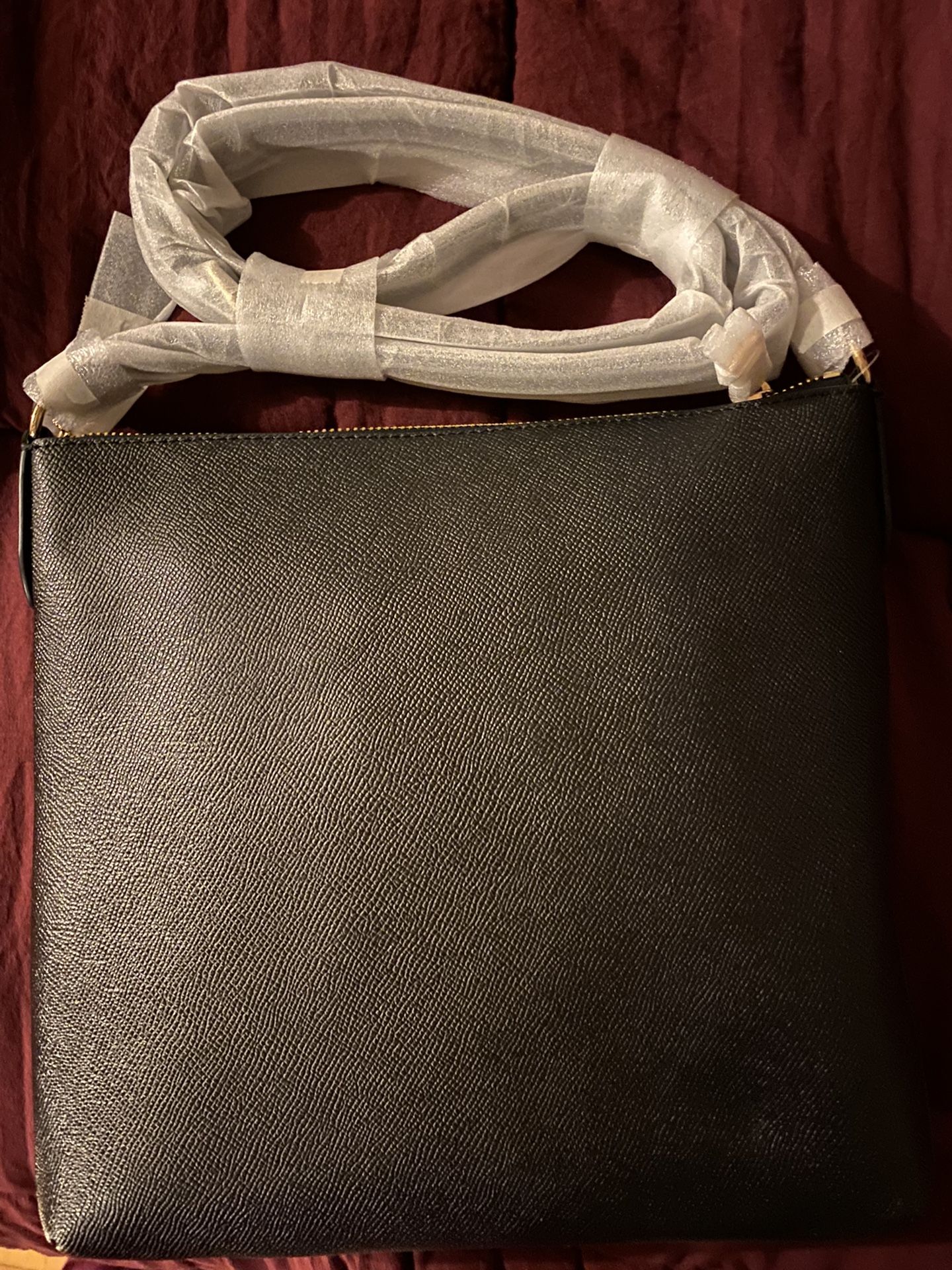 Coach Rowan Satchel Crossgrain leather bag. Good condition! Inside zip &  multifunction pockets. Detachable strap for Sale in Washington, DC - OfferUp