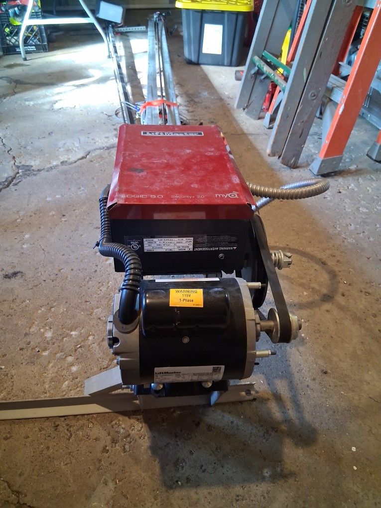 Comercial Garage Door Opener