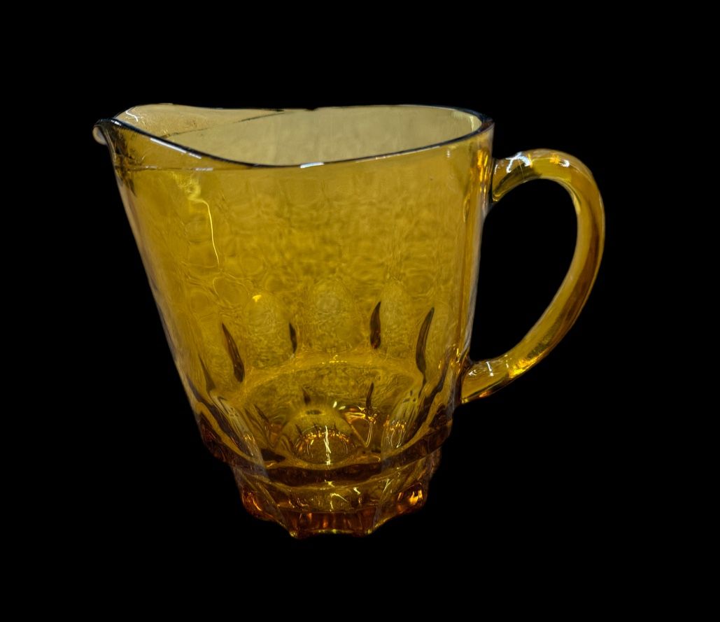 Hazel atlas glass pitcher continental can amber thumbprint reflection VTG