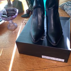 Black Leather Cow Boy Boots  Size 10 Women’s 