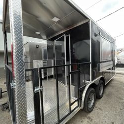 Food Trailer With Porch - Traila De Comida 