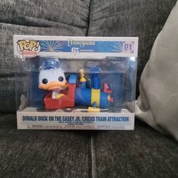 Disneyland Pop Train 01