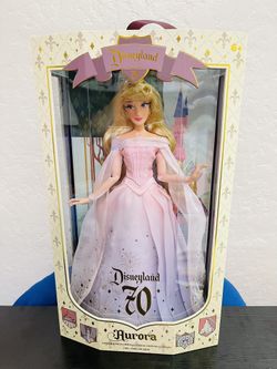 Disney 70th Anniversary Aurora Sleeping Beauty 17” Limited Edition Doll