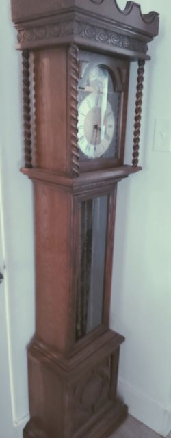 Grandfather Clock 
