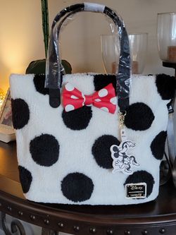 Minnie Rock The Dots Sherpa Tote Bag Loungefly 