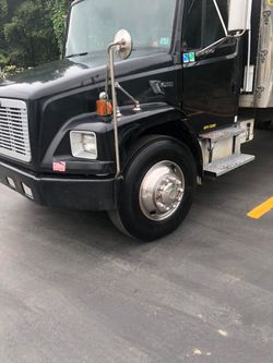 2001 Freight Liner