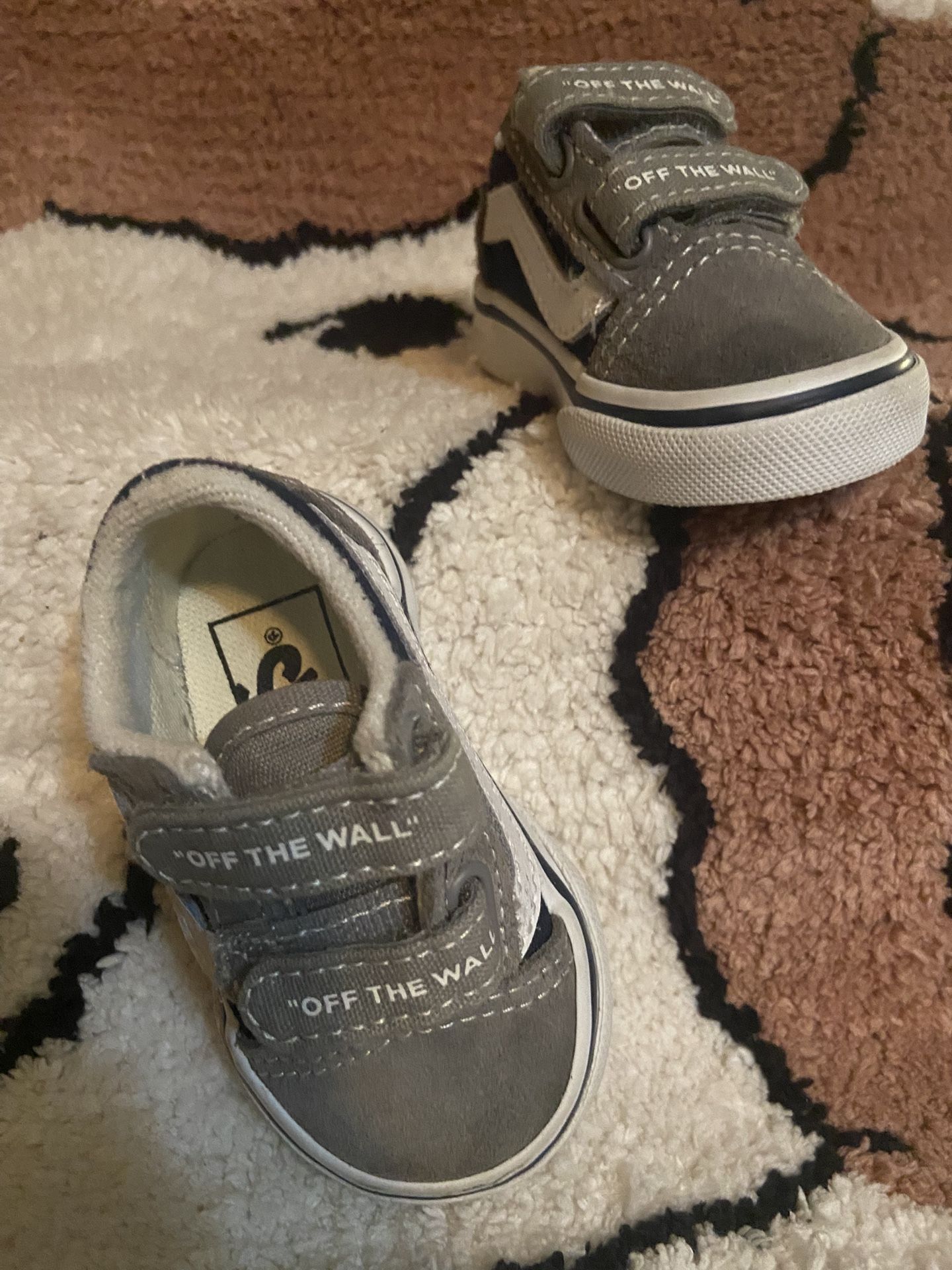 Original gray blue and white vans size 2 toddler Light new