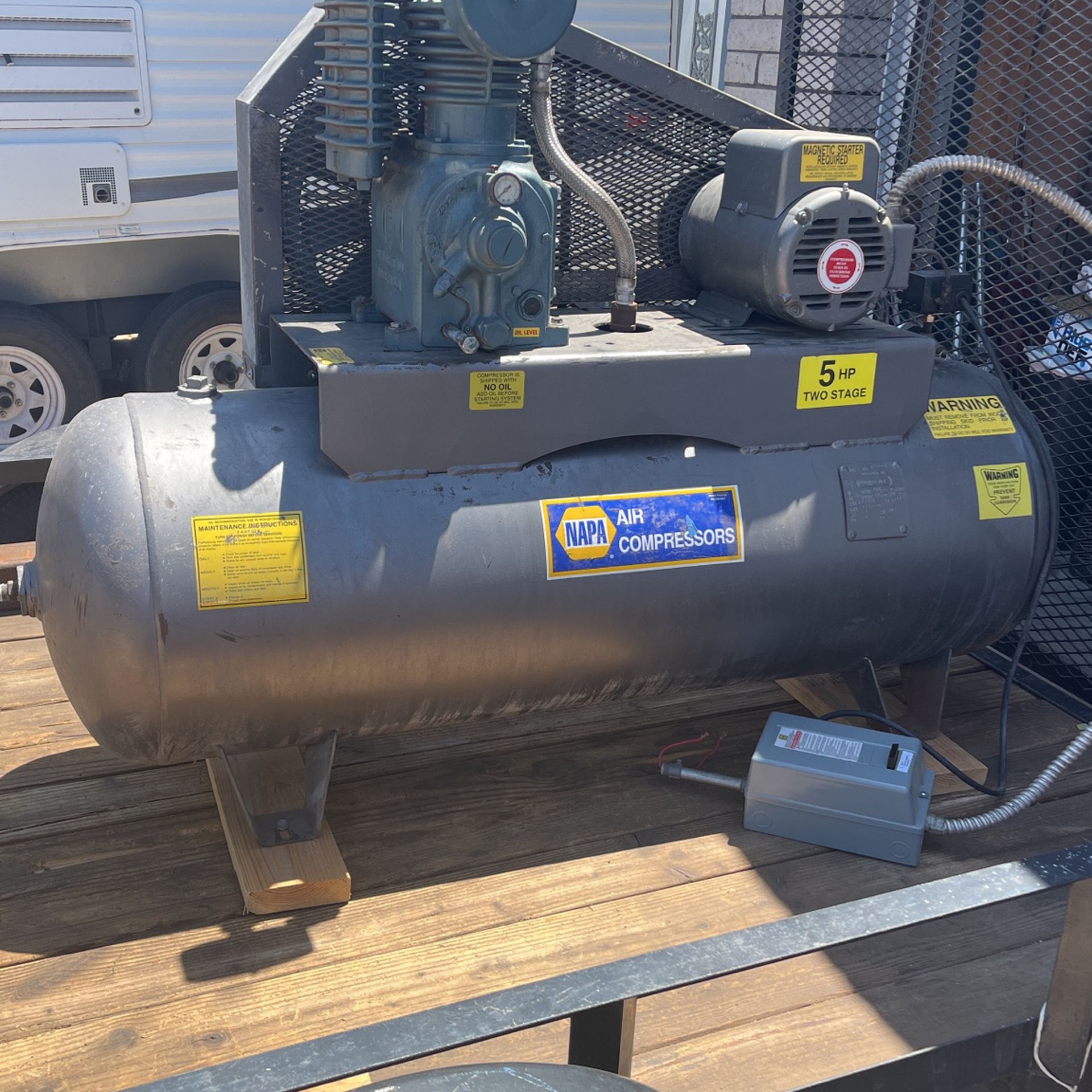 Air Compressor, (heavy Duty, 80 Gallon) for Sale in Glendale, AZ OfferUp