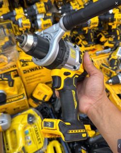 Dewalt 20v dcd1007 hammer drill with 3-speed