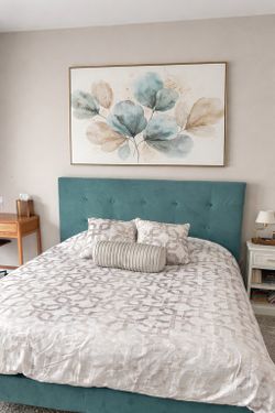 QUEEN SIZE BED FRAME ONLY 