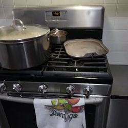 Maytag Stainless Stove