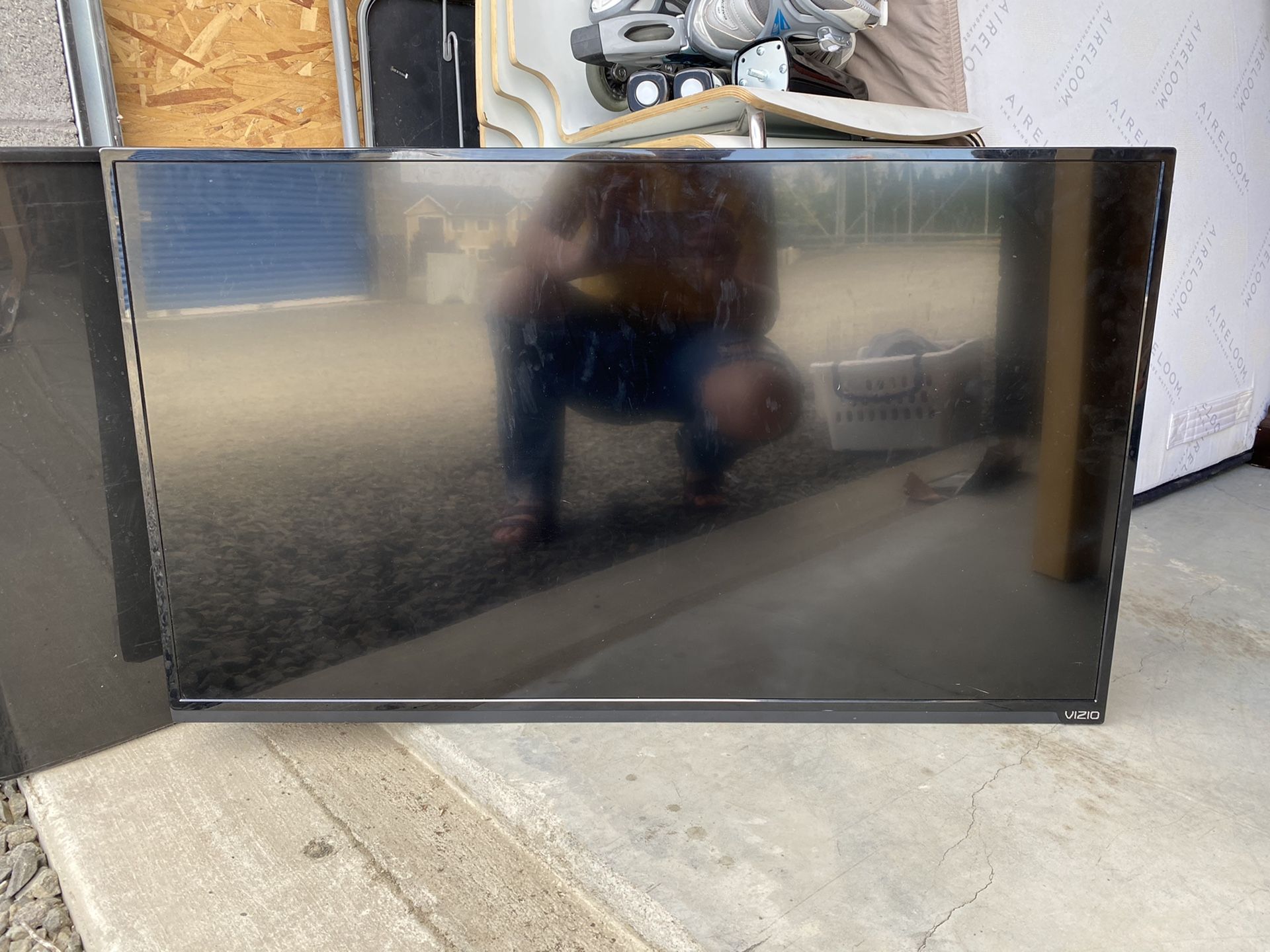 32 inch Vizio TV